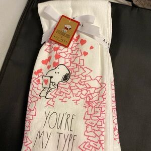 Rae Dunn Snoopy Valentine's Towel Set